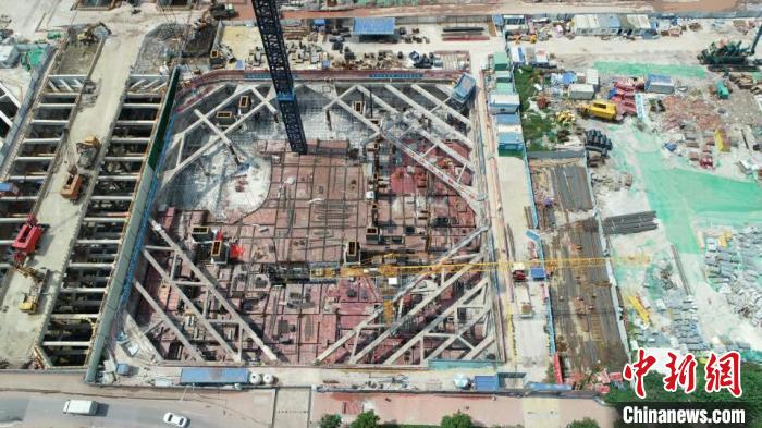 1589442258905879.jpg 8b31-itriatr6407978.jpg